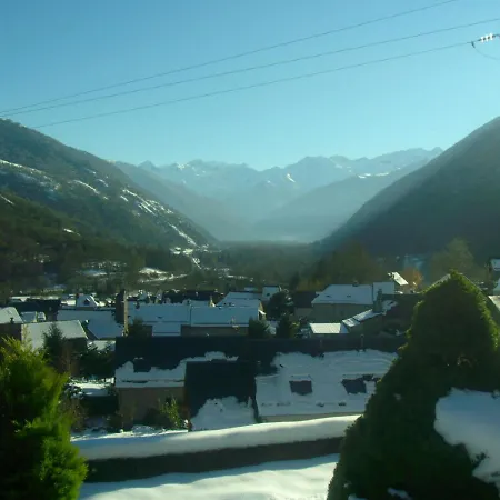 Дом отдыха Maison Des Trois Ormeaux Cier-de-Luchon