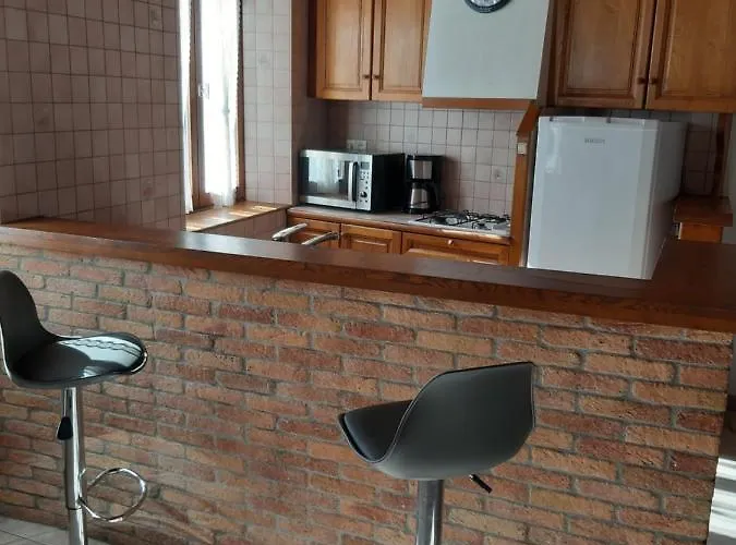 Maison Des Trois Ormeaux Hébergement de vacances *